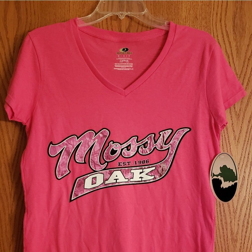 NWT Ladies Pink Mossy Oak T-Shirt - Sz M